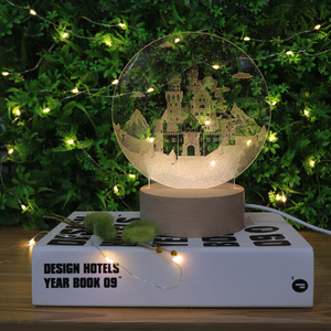 Diseño creativo de regalo Castle Castle Acrílico tallado dentro de la lámpara de escritorio