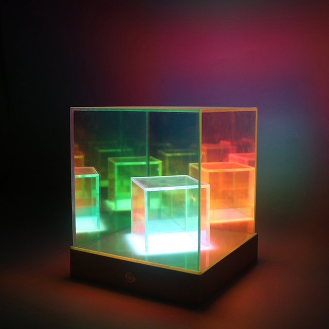 USB Cube 3D Lámpara acrílica Room colorida Luz nocturna para dormitorio 