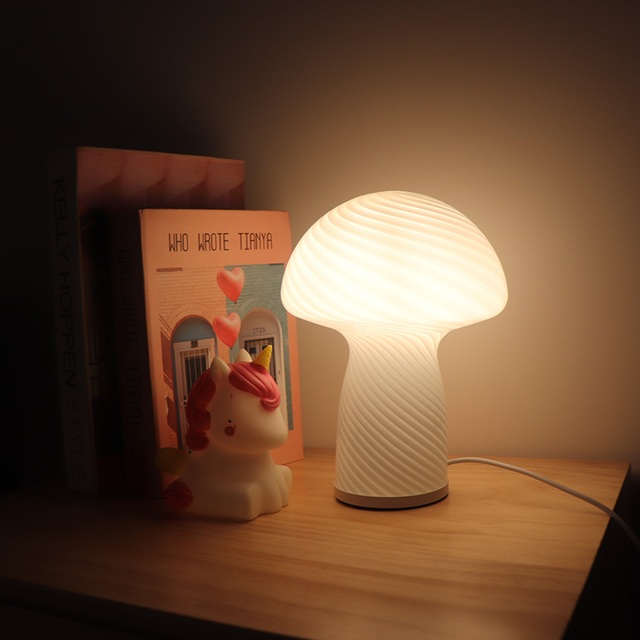 Lámpara de mesa de noche de vidrio de color USB
